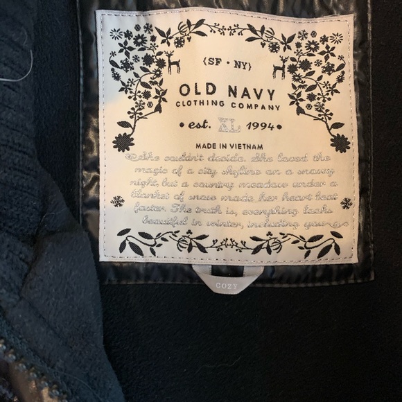 Puffer Vest - Picture 2 of 4